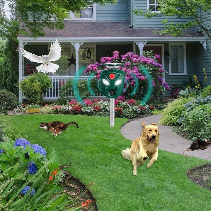 Ultrasonic Animal Repeller with 360° Motion Detection and Solar Power