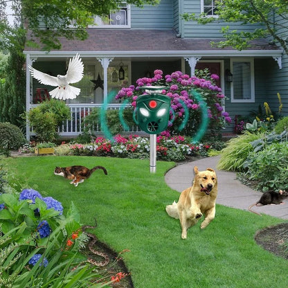Ultrasonic Animal Repeller with 360° Motion Detection and Solar Power
