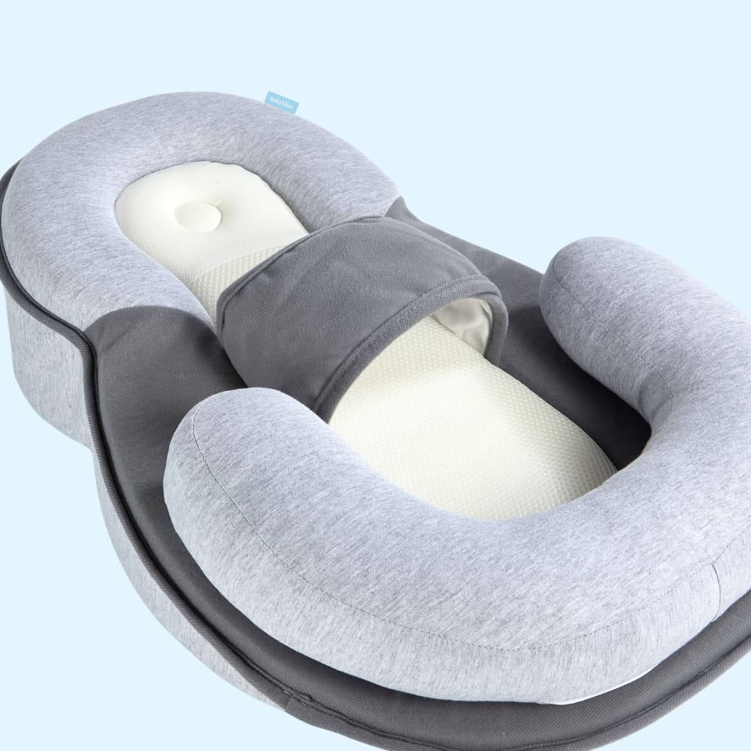3 in 1 Portable Baby Bassinet, Travel Sleeper Bed with Removable Cushion Support